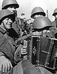 Музыкально-поэтический вечер иностранных студентов «Песни Победы: голос мира»