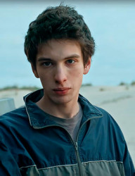 Показ фильма Космос засыпает