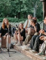 Мастер-класс по сценическому вниманию и пластической импровизации