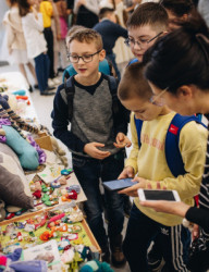 Новогодний базарчик в КЦ Московский