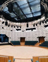 Экскурсии по новому театру Камала