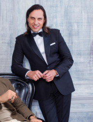 Артур Пирожков