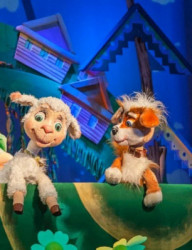 Детский спектакль \"Щенок, не умеющий лаять