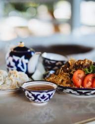 Кафе узбекской кухни "Сюзьма"