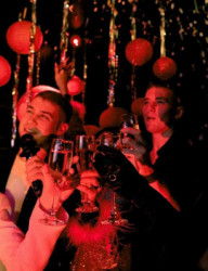 Японское капсульное караоке "Tanoshi"