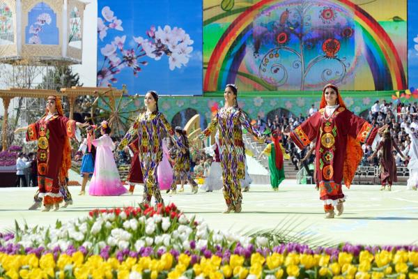 Праздник «Науруз» на Казанском ипподроме