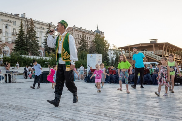 Серия бесплатных танцевальных мастер-классов в парке Горького